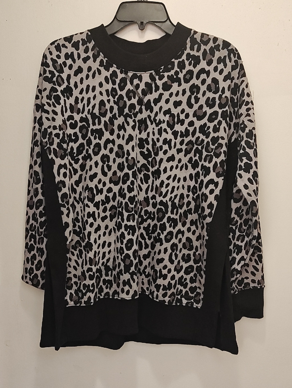 Andrew Marc Black and Gray Leopard-Print Pullover